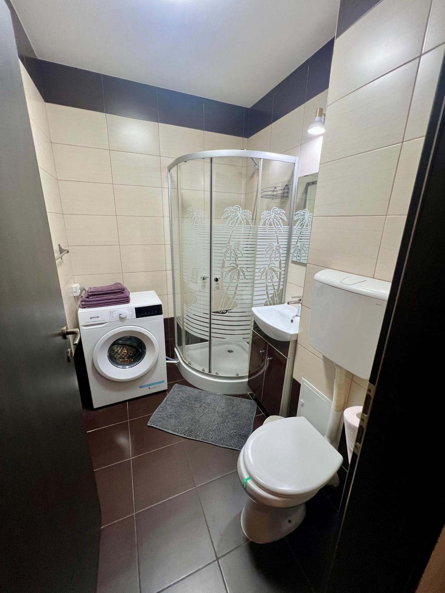2 Venturo Victoriei Wi-Fi Self Check-In Apartment Brașov Exterior foto